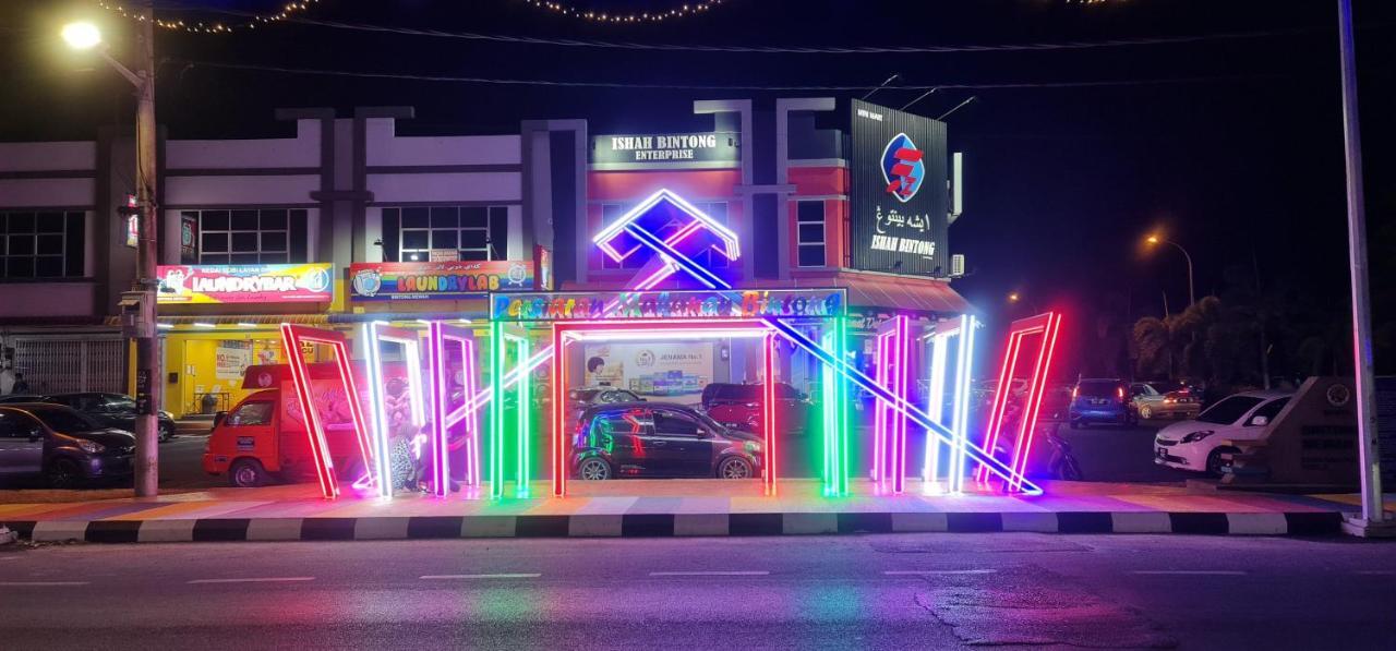 Ants Hotel Kangar Esterno foto