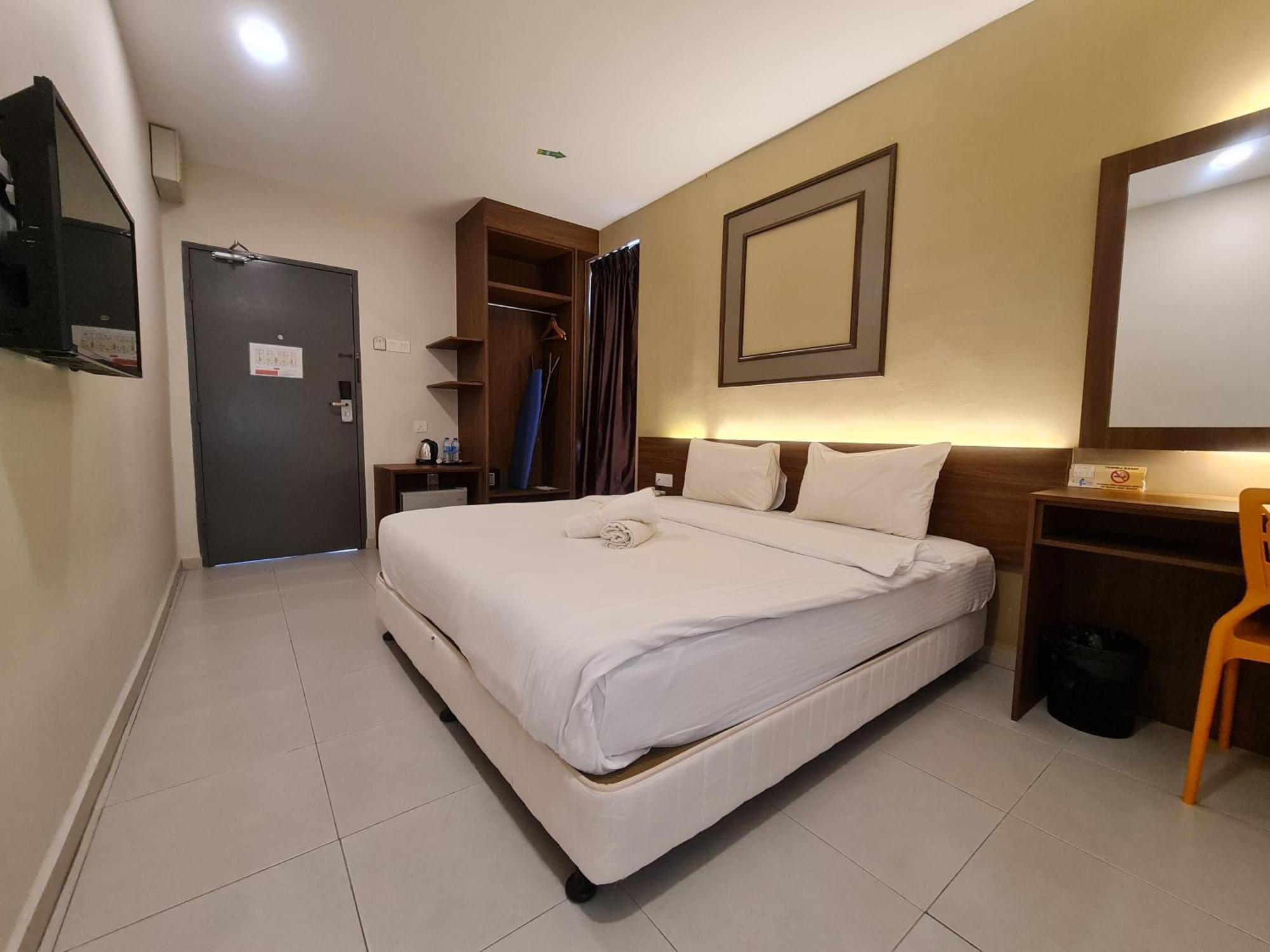 Ants Hotel Kangar Esterno foto
