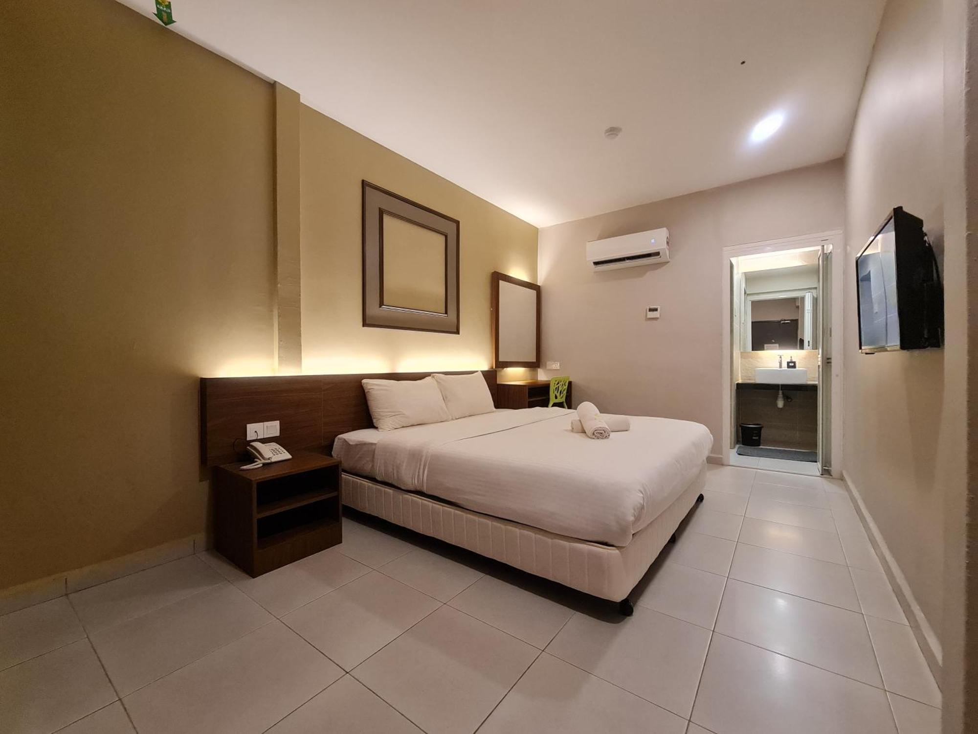 Ants Hotel Kangar Esterno foto
