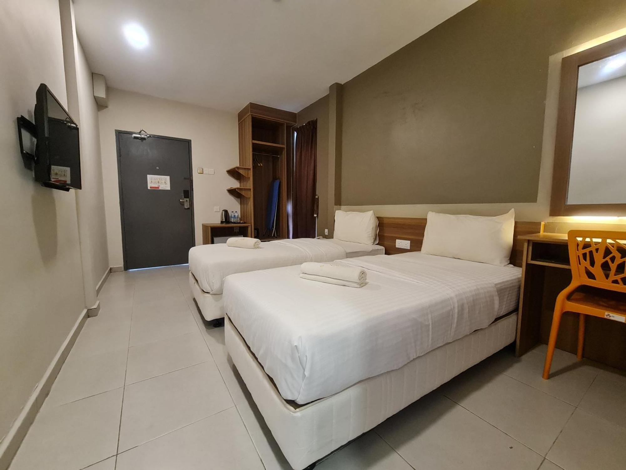 Ants Hotel Kangar Esterno foto