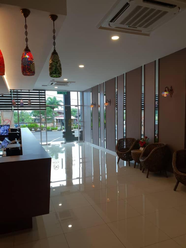 Ants Hotel Kangar Esterno foto