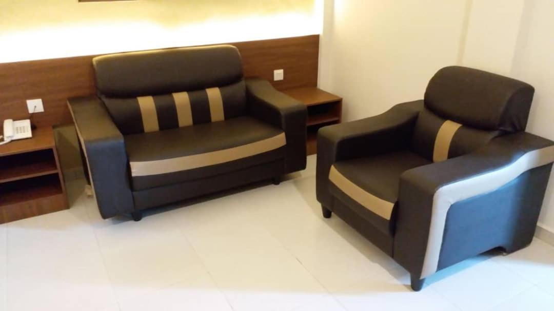 Ants Hotel Kangar Esterno foto