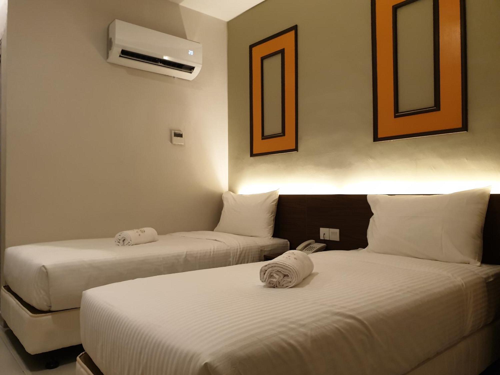Ants Hotel Kangar Esterno foto