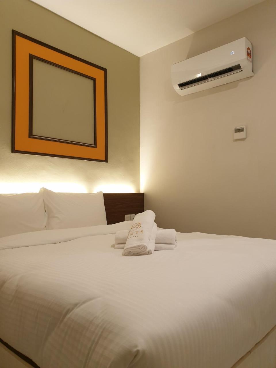 Ants Hotel Kangar Esterno foto