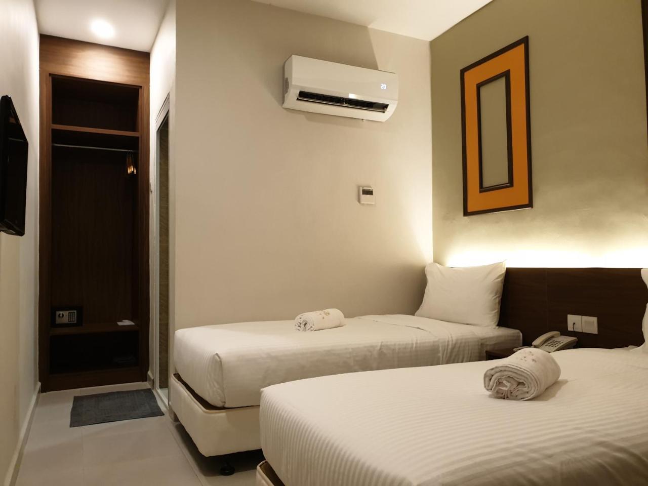 Ants Hotel Kangar Esterno foto